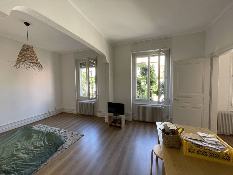 Appartement 4-5 pièces situé dans le quartier Neudorf à Strasbourg en location 