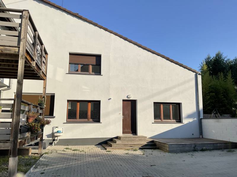 LOUÉ ! 3 pièces au coeur d'Oberhausbergen avec terrasse et emplacement de stationnement 